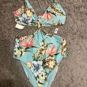 Hurley bathing suit size large